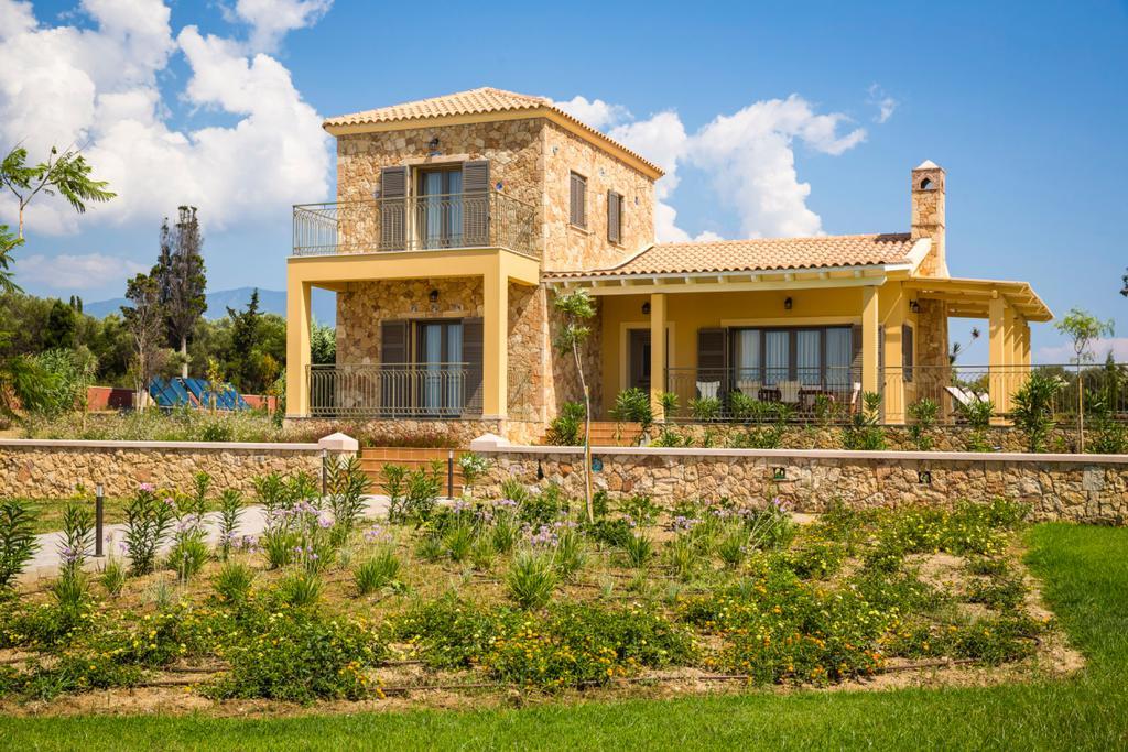 וילה Orion Luxury סבורונטה